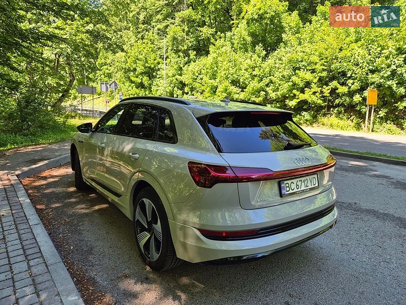 Внедорожник / Кроссовер Audi e-tron 2022 в Львове