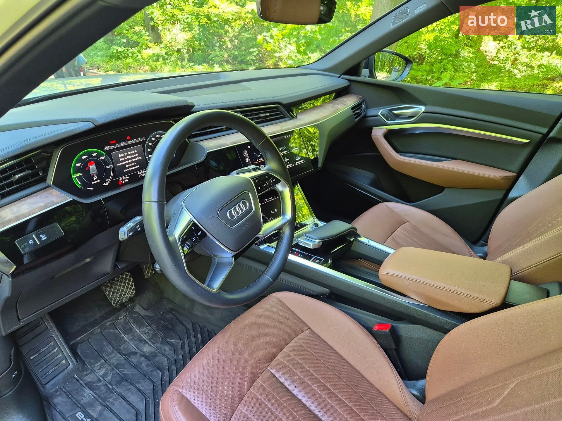 2022 Audi e-tron - мініатюра 11