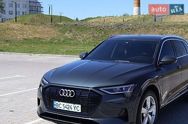 Внедорожник / Кроссовер Audi e-tron 2019 в Львове