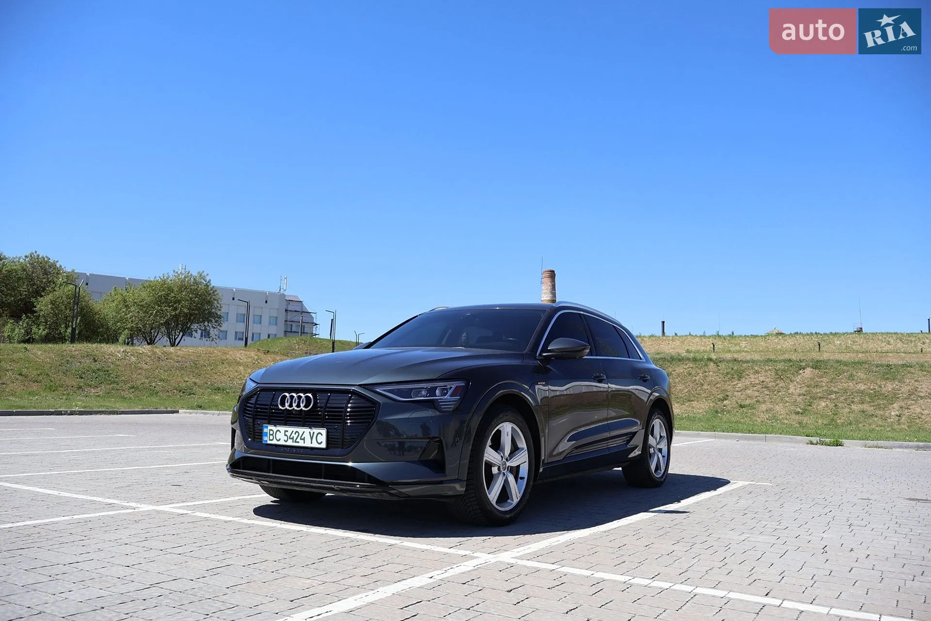 2019 Audi e-tron - мініатюра 3