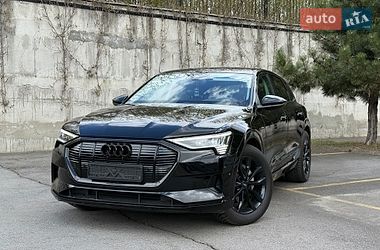 Внедорожник / Кроссовер Audi e-tron 2020 в Ровно