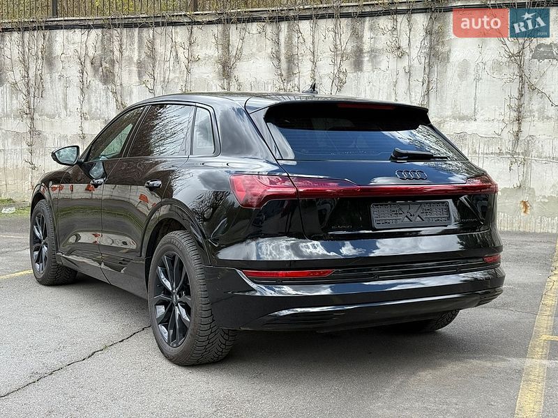 Внедорожник / Кроссовер Audi e-tron 2020 в Ровно