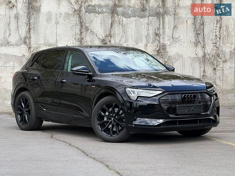 Внедорожник / Кроссовер Audi e-tron 2020 в Ровно