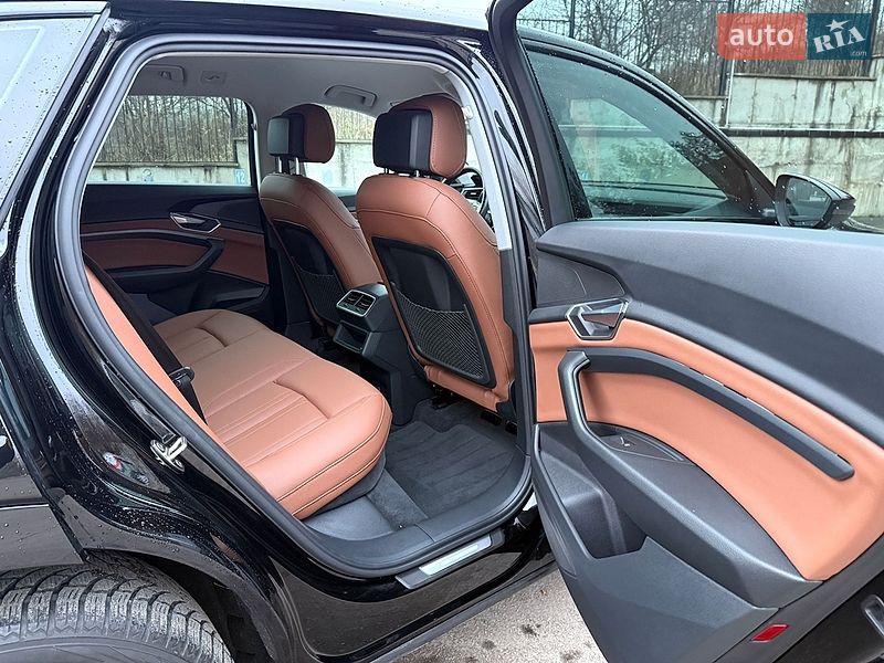 Внедорожник / Кроссовер Audi e-tron 2020 в Ровно