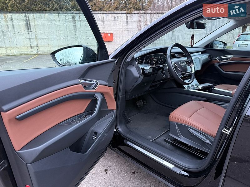 Внедорожник / Кроссовер Audi e-tron 2020 в Ровно