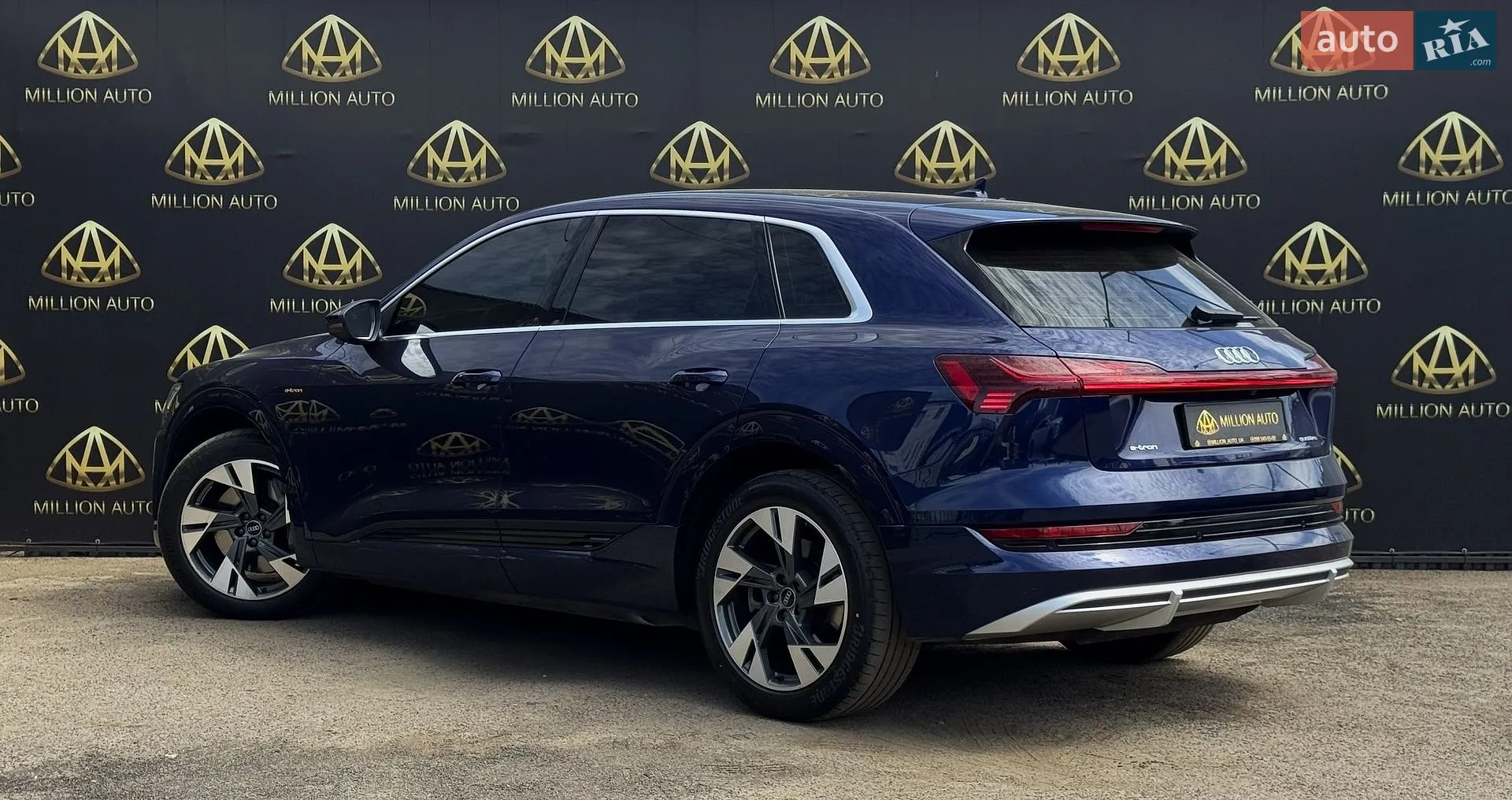 2021 Audi e-tron - мініатюра 5