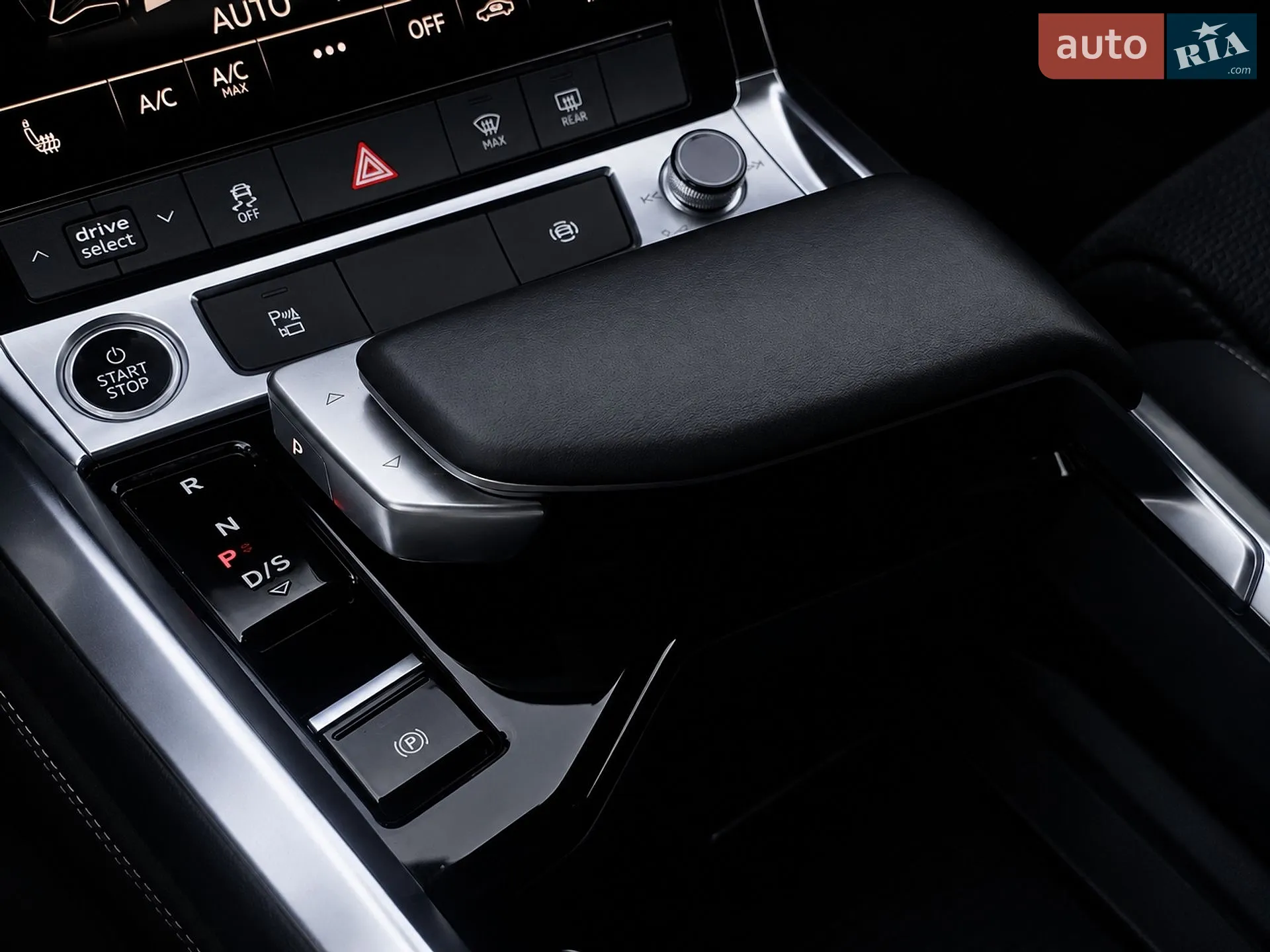 2021 Audi e-tron - мініатюра 28