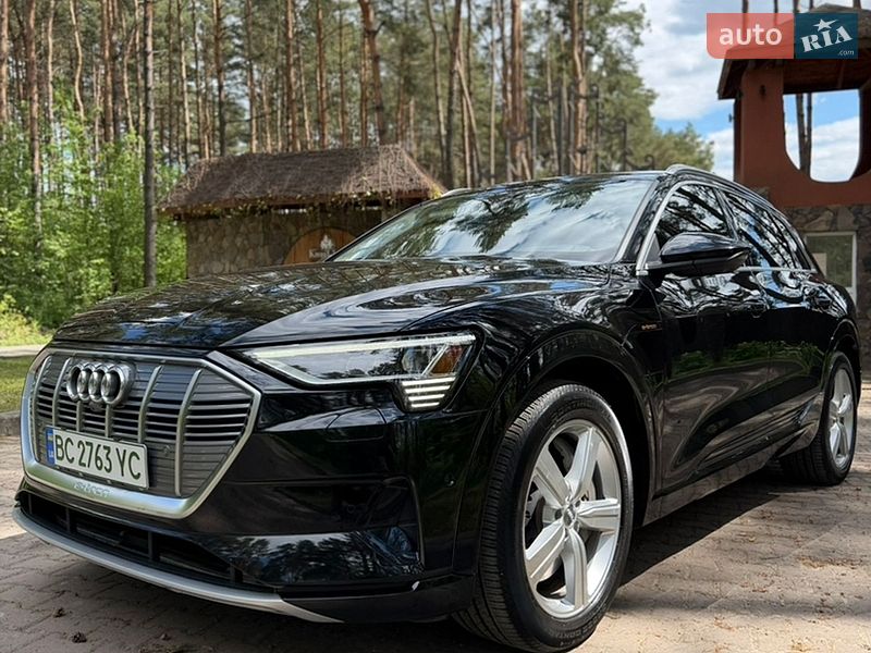 Внедорожник / Кроссовер Audi e-tron 2019 в Львове