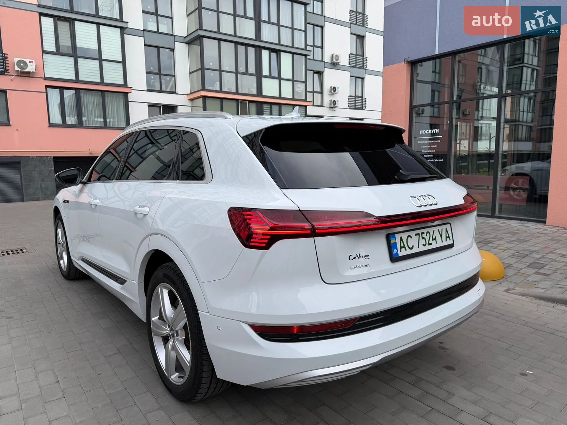 2019 Audi e-tron - мініатюра 16