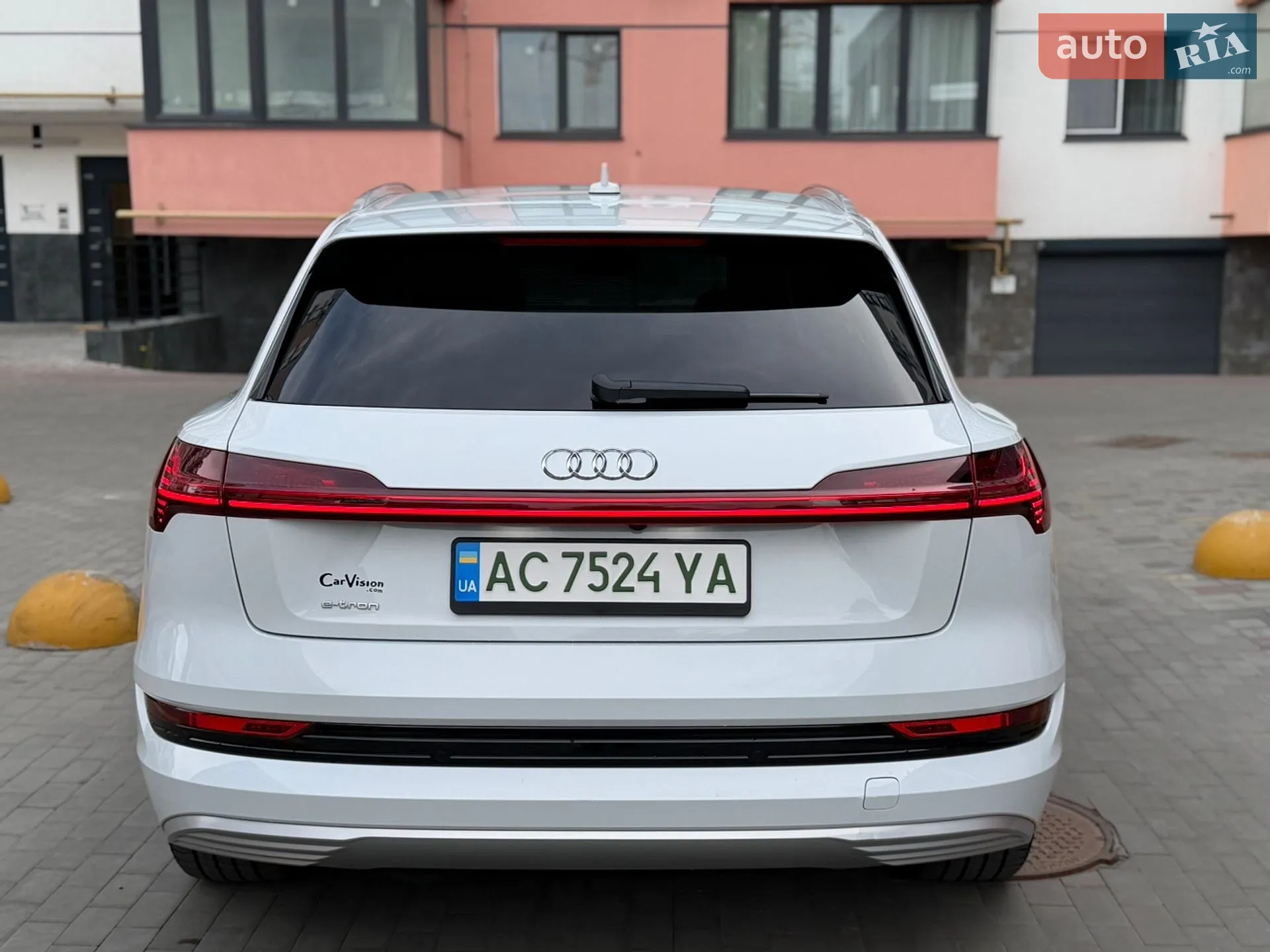 2019 Audi e-tron - мініатюра 20