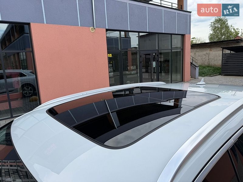 Позашляховик / Кросовер Audi e-tron 2019 в Володимирі
