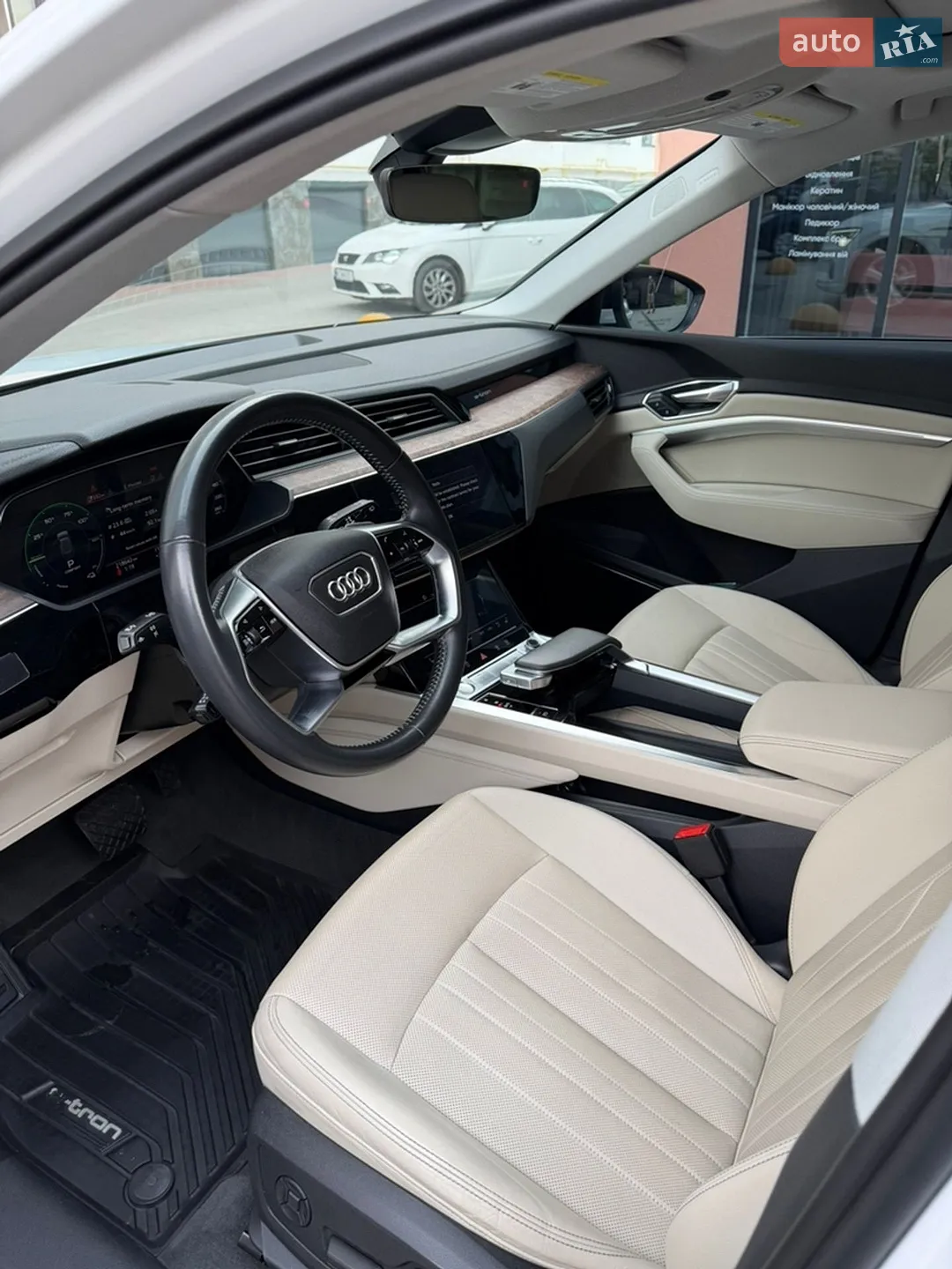2019 Audi e-tron - мініатюра 51