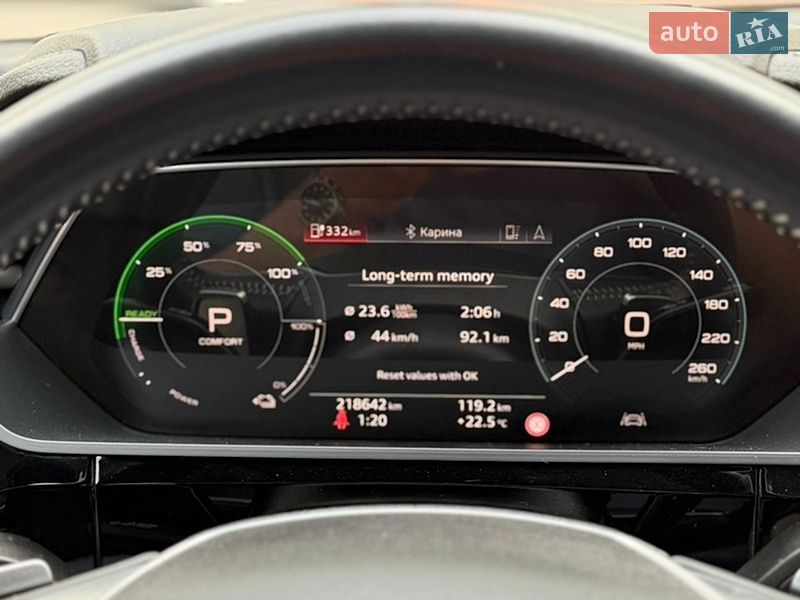 Позашляховик / Кросовер Audi e-tron 2019 в Володимирі