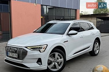 Позашляховик / Кросовер Audi e-tron 2019 в Володимирі