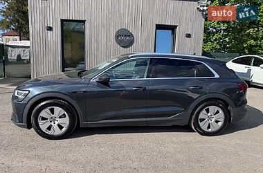 Позашляховик / Кросовер Audi e-tron 2019 в Тернополі