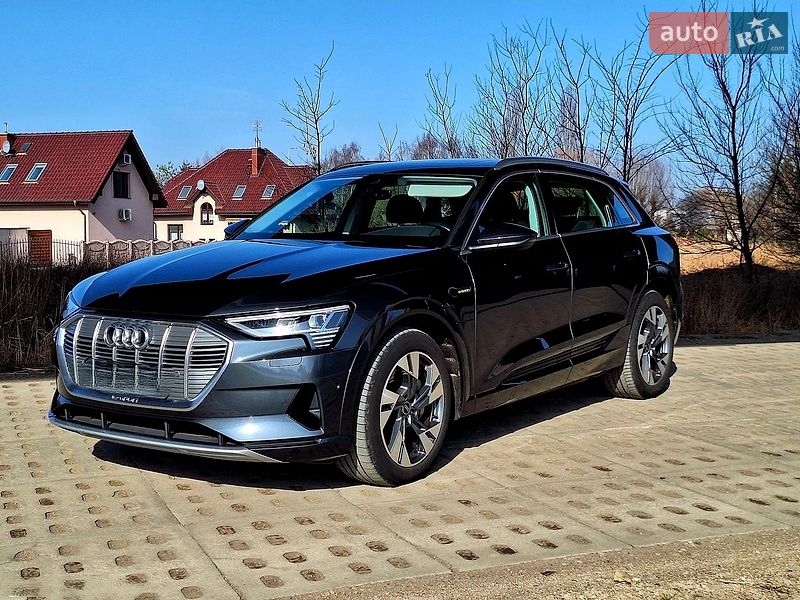Позашляховик / Кросовер Audi e-tron 2019 в Тернополі