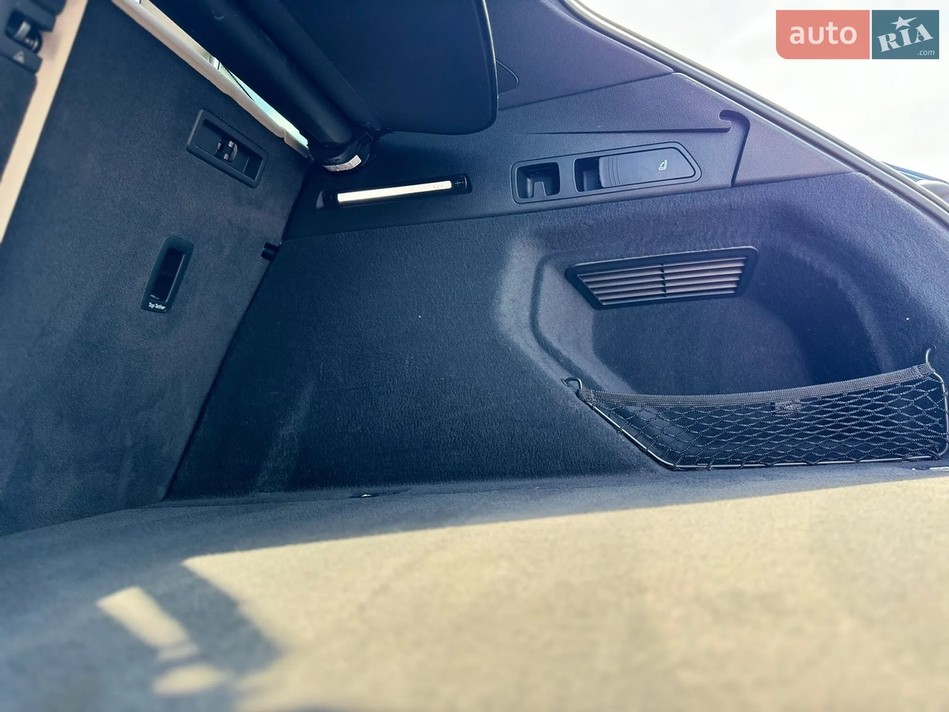 2019 Audi e-tron - мініатюра 101
