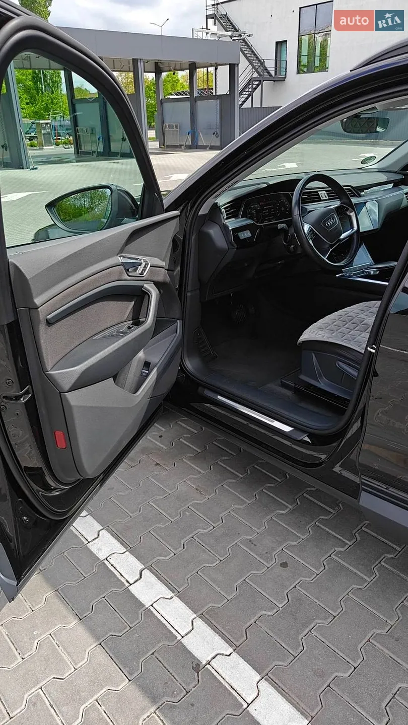 2021 Audi e-tron - мініатюра 14