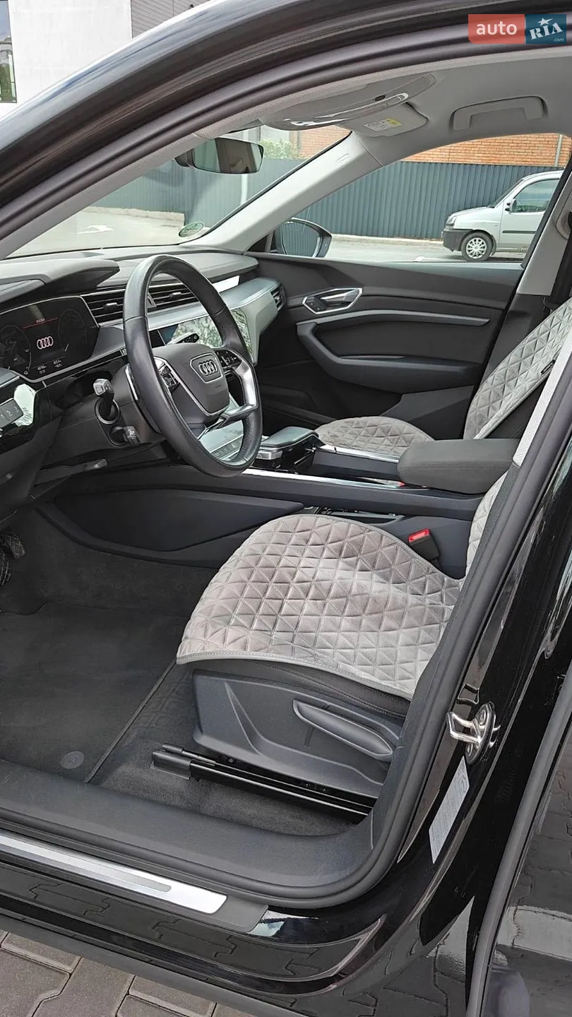2021 Audi e-tron - мініатюра 22