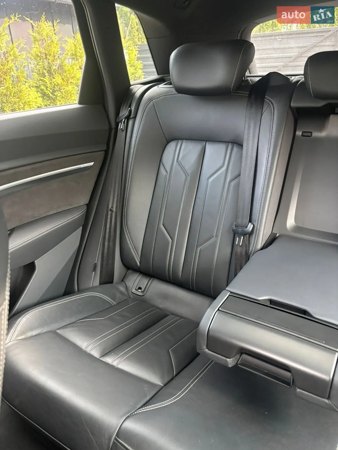 2019 Audi e-tron - мініатюра 21