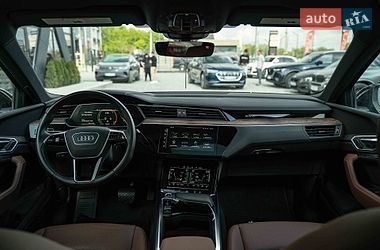Внедорожник / Кроссовер Audi e-tron 2022 в Черновцах