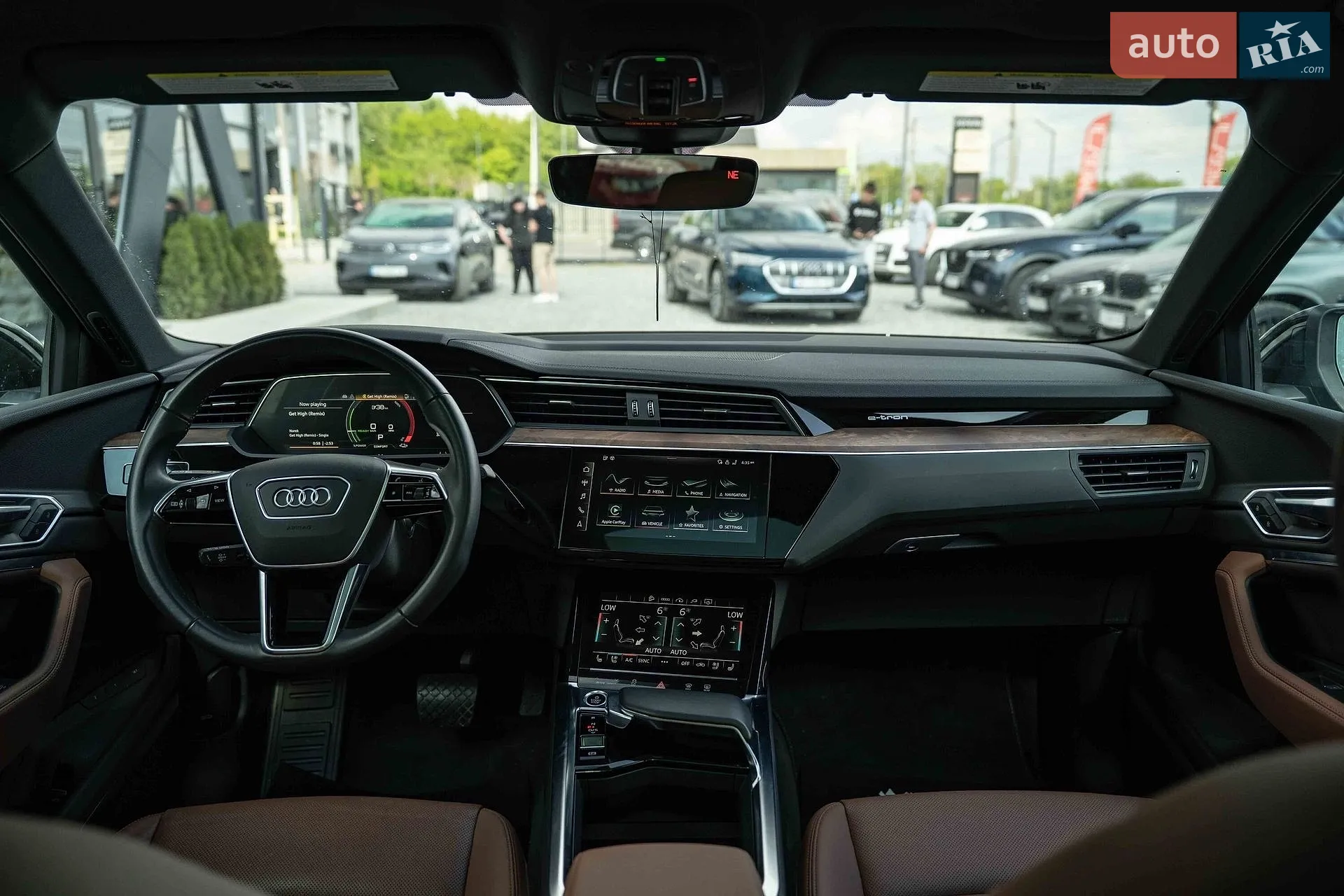 2022 Audi e-tron - мініатюра 23