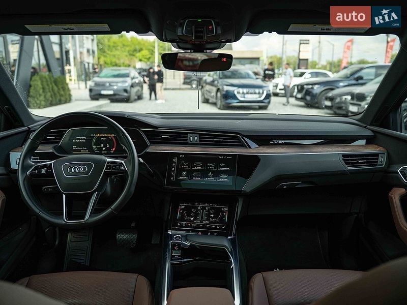 Внедорожник / Кроссовер Audi e-tron 2022 в Черновцах