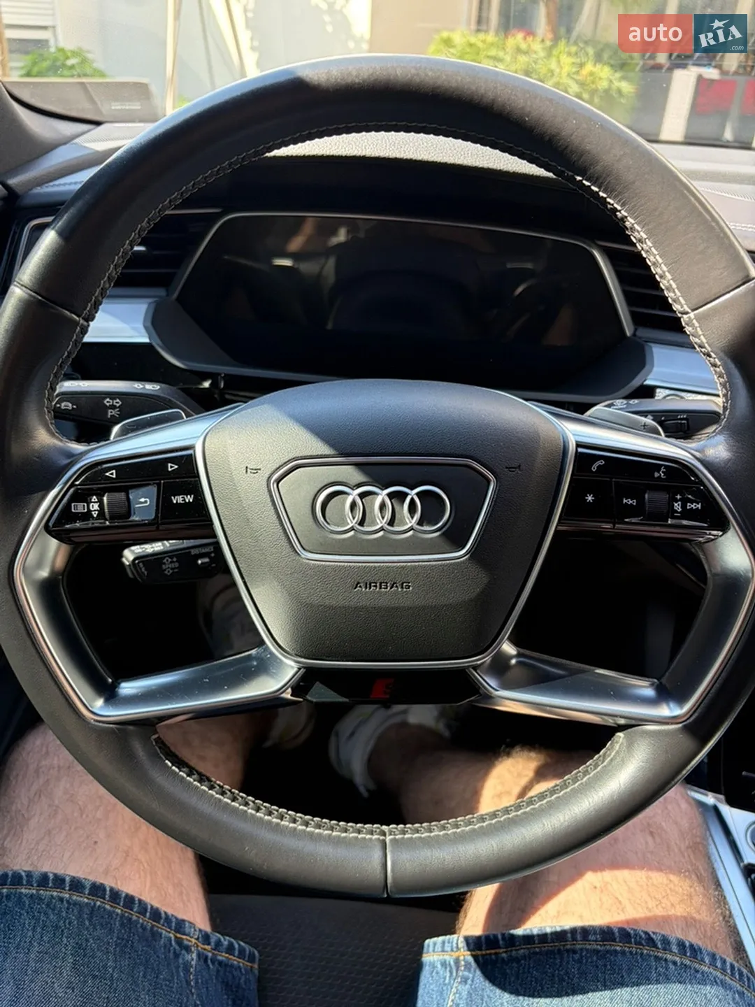 2021 Audi e-tron - мініатюра 28