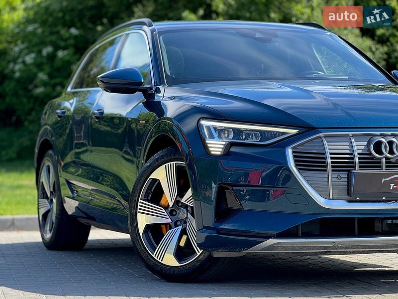 Внедорожник / Кроссовер Audi e-tron 2018 в Тернополе