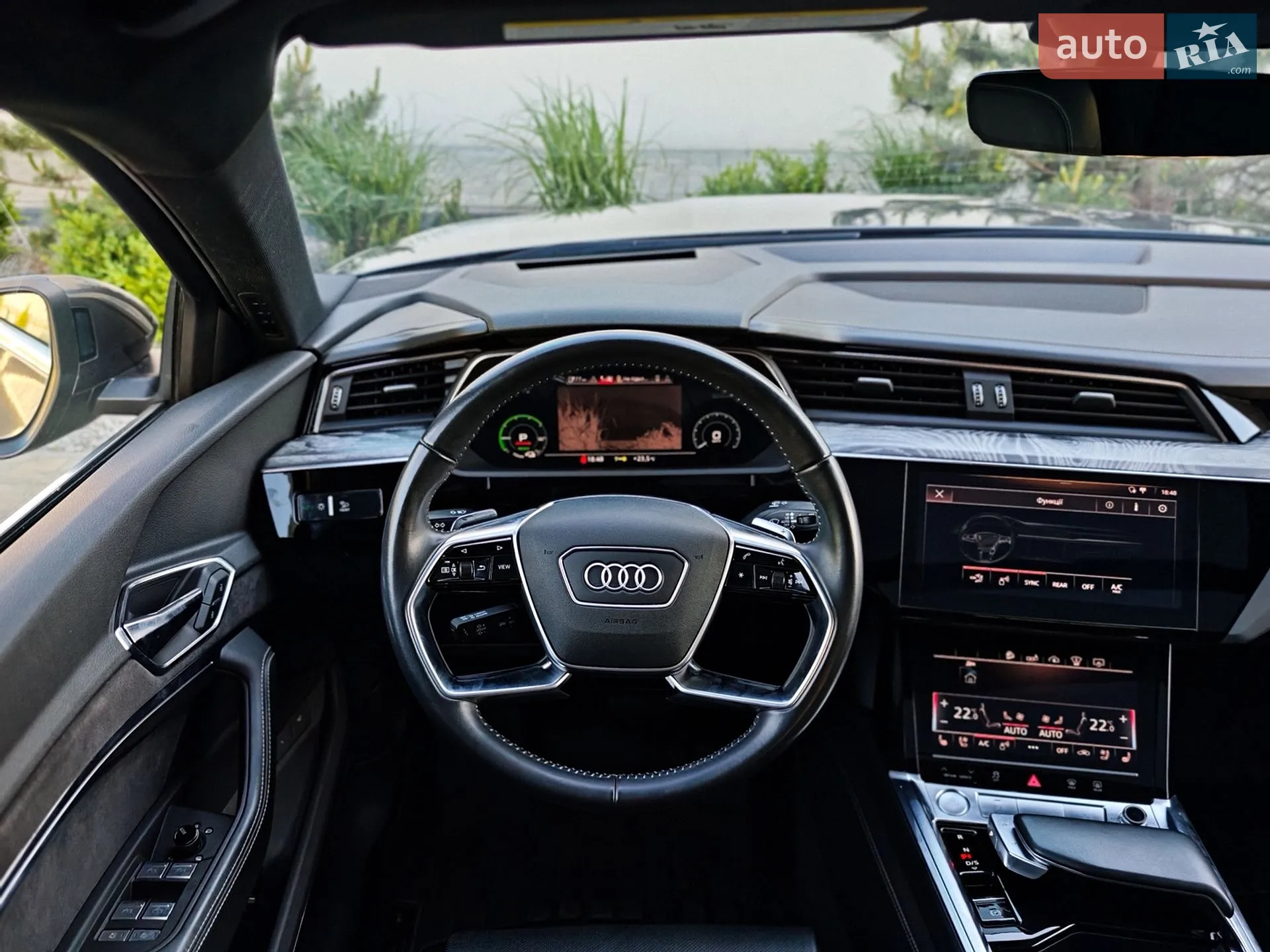 2019 Audi e-tron - мініатюра 21