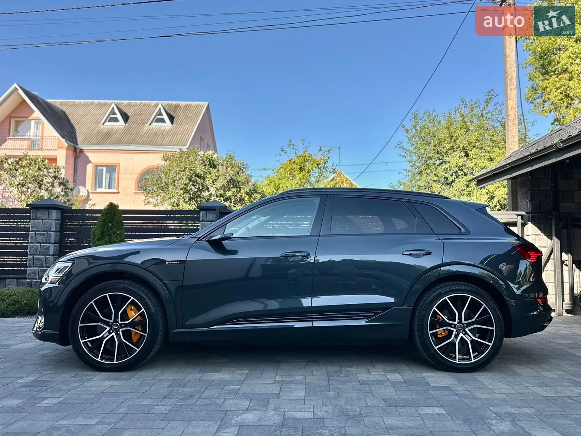 2020 Audi e-tron - мініатюра 14