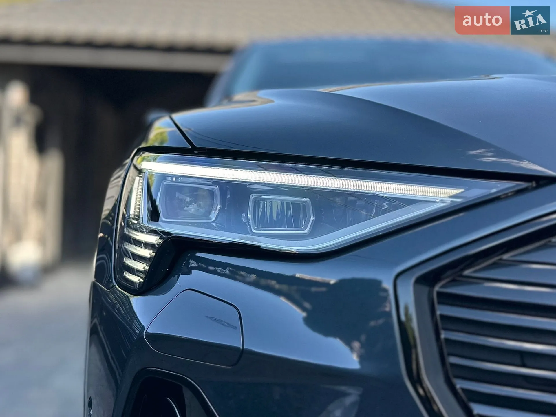 2020 Audi e-tron - мініатюра 31
