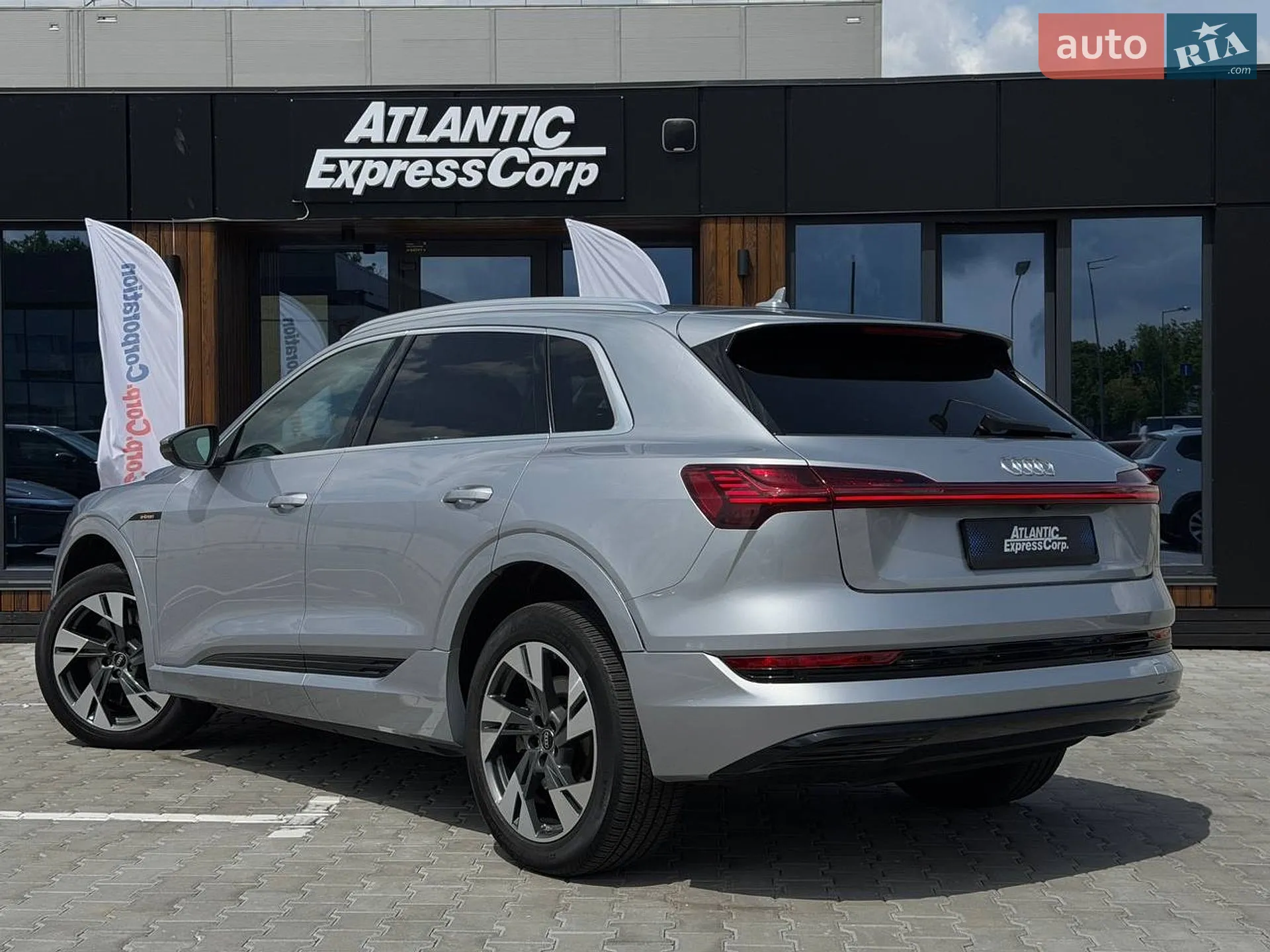 2022 Audi e-tron - мініатюра 5