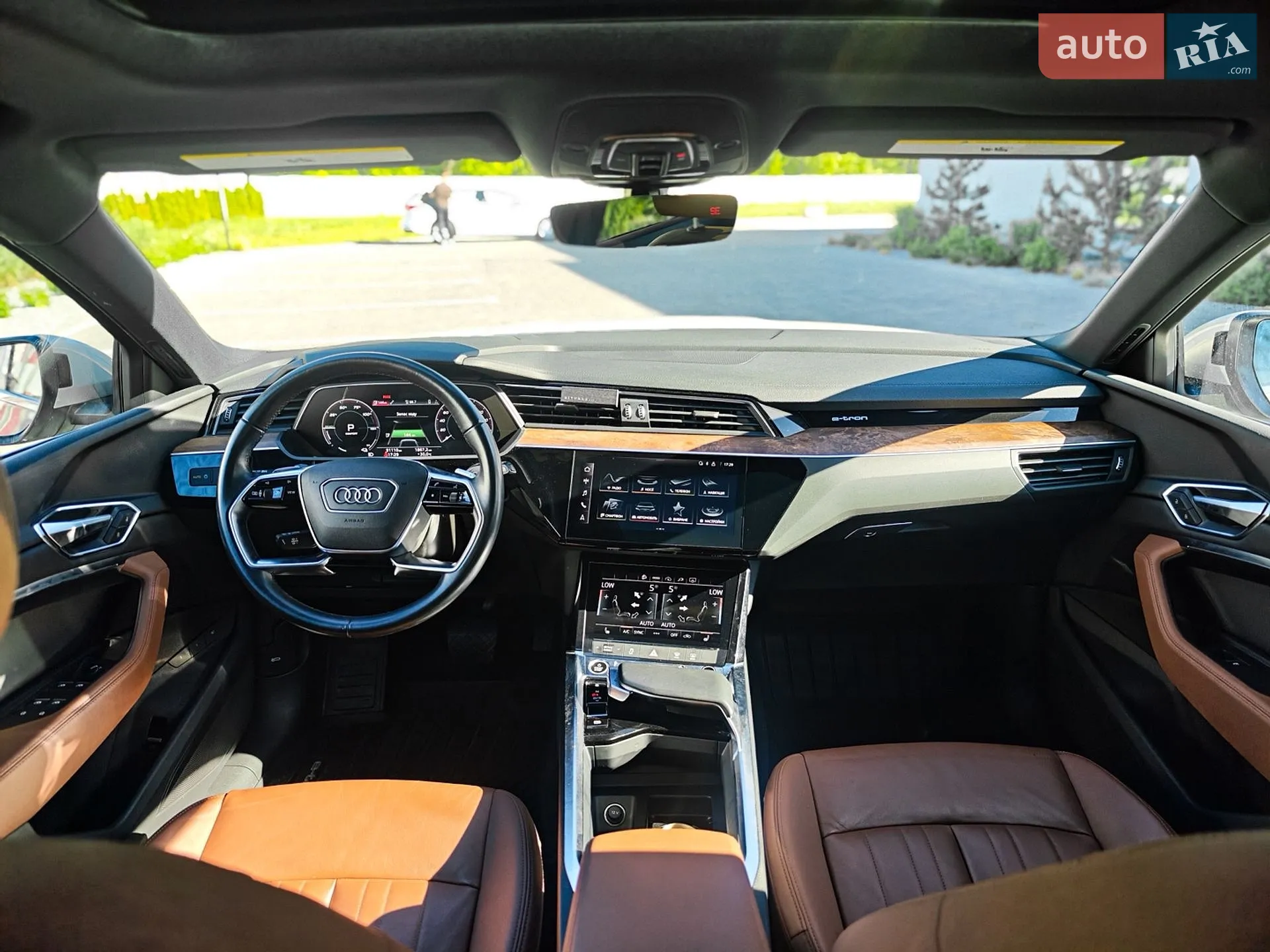 2021 Audi e-tron - мініатюра 24