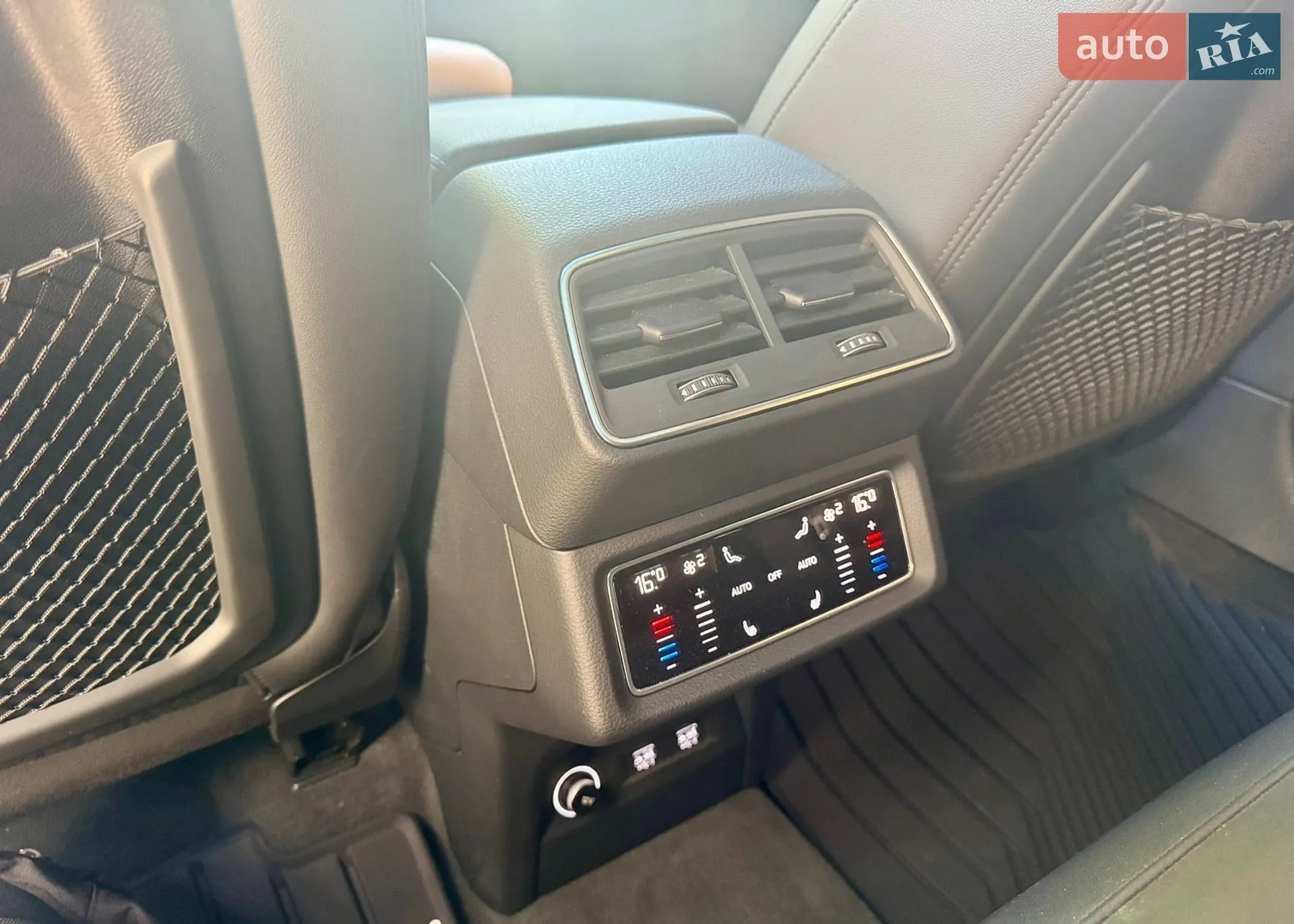 2019 Audi e-tron - мініатюра 22