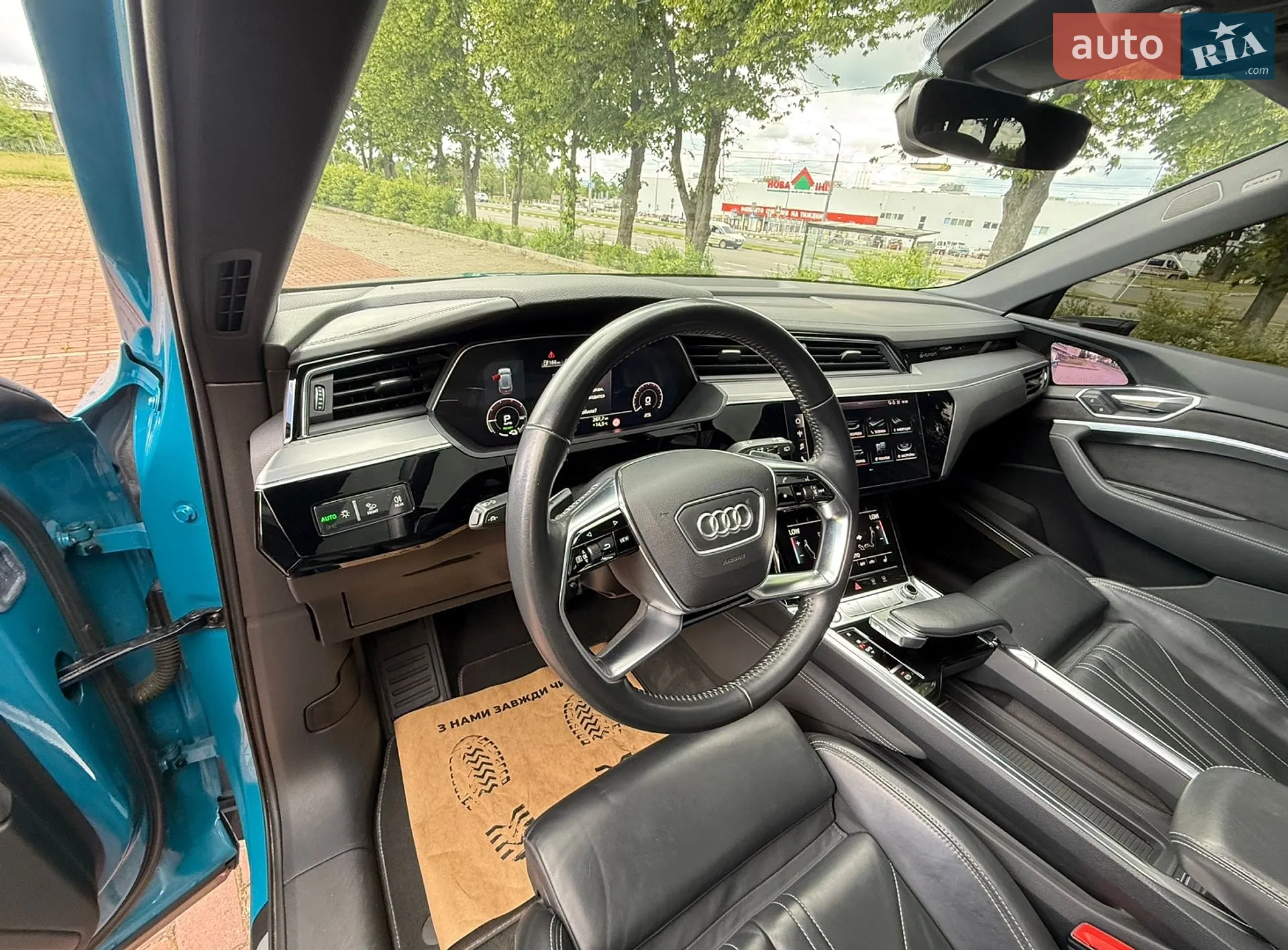 2019 Audi e-tron - мініатюра 31