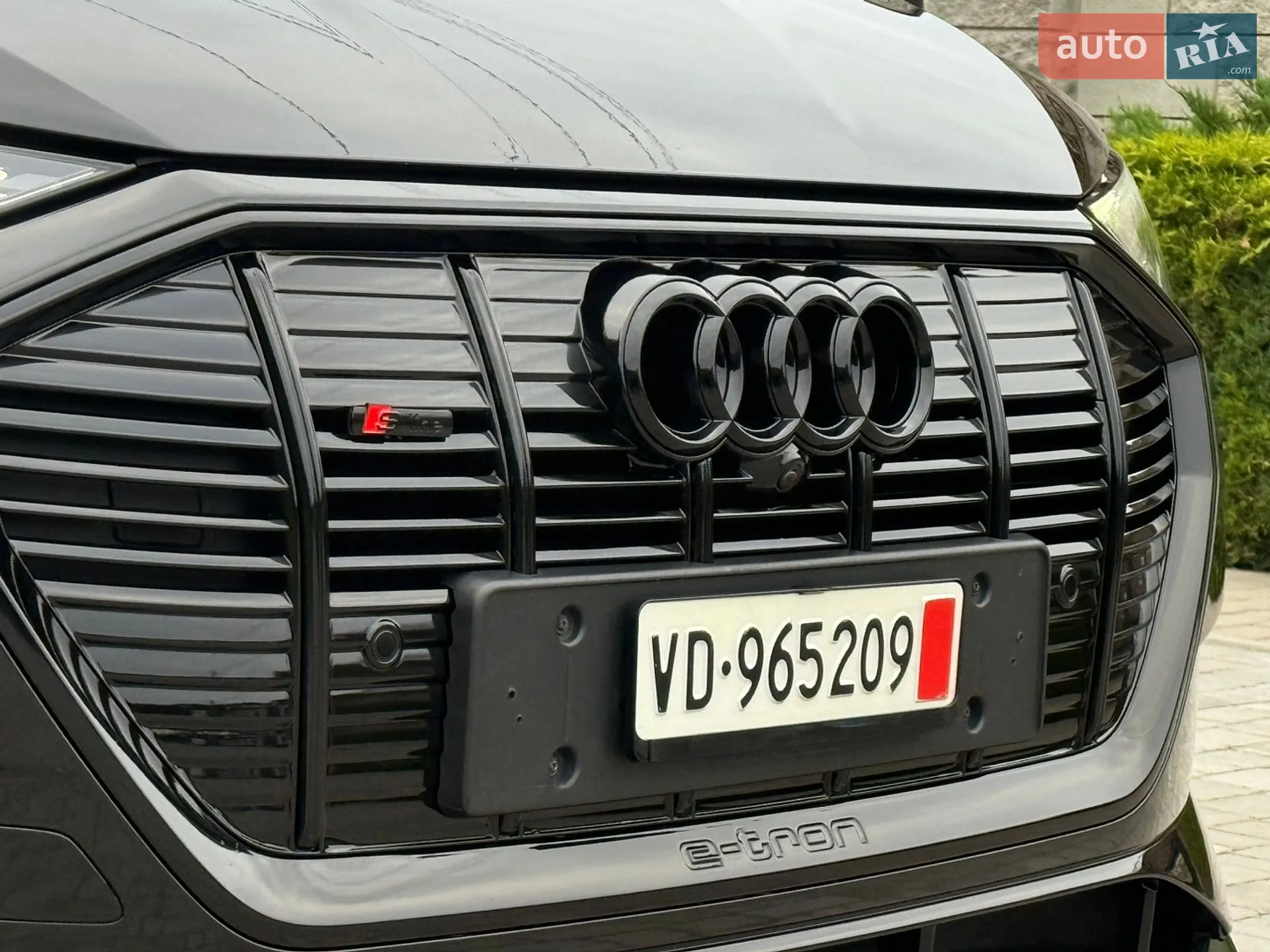 2019 Audi e-tron - мініатюра 8