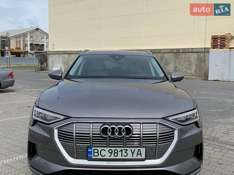 Audi e-tron