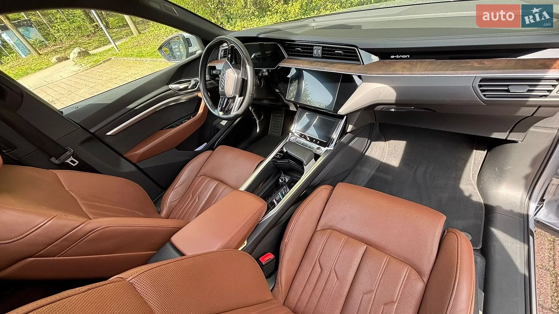 2019 Audi e-tron - мініатюра 23