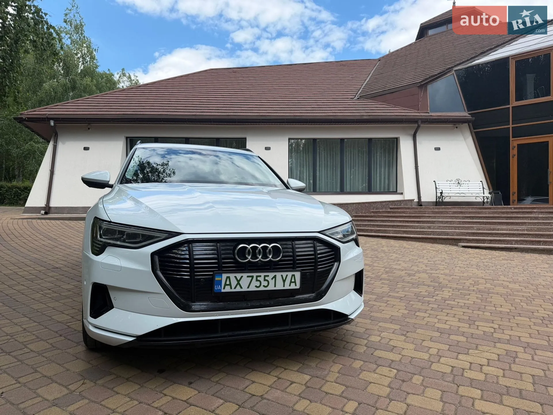2021 Audi e-tron - мініатюра 14