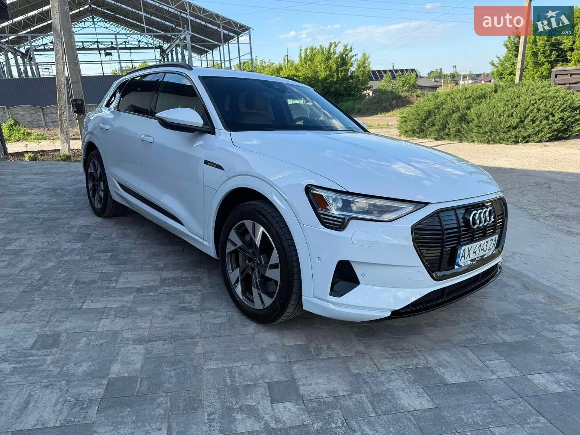 2020 Audi e-tron - фото 1