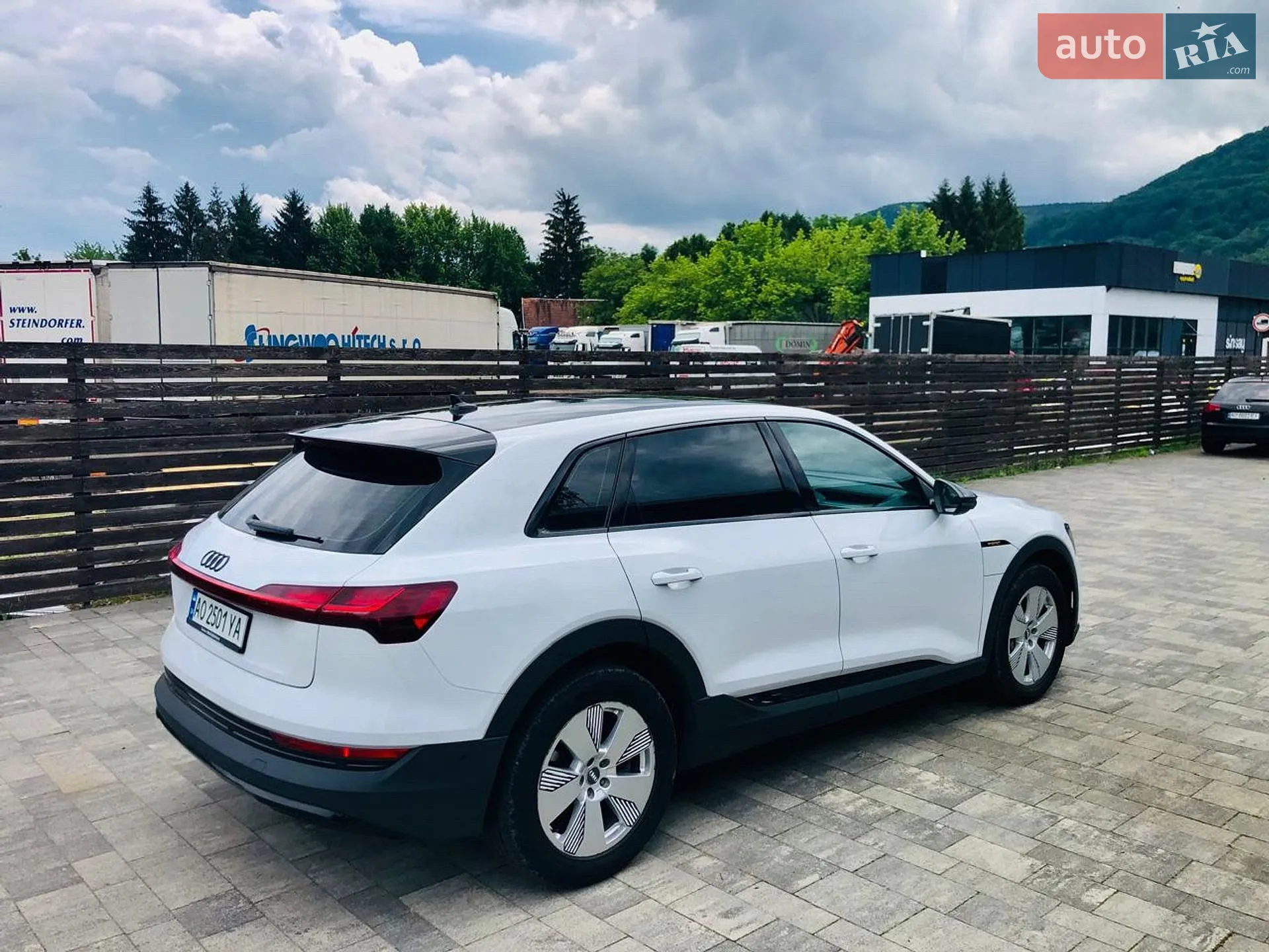 2019 Audi e-tron - мініатюра 28