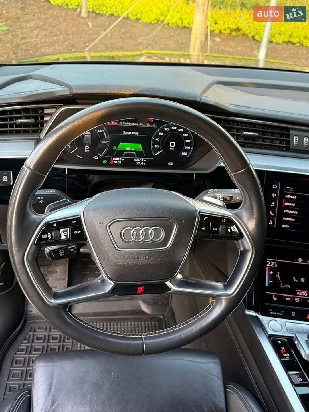 2019 Audi e-tron - мініатюра 13