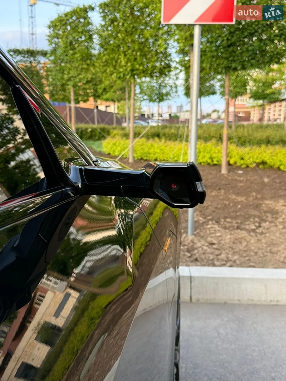 2019 Audi e-tron - мініатюра 24