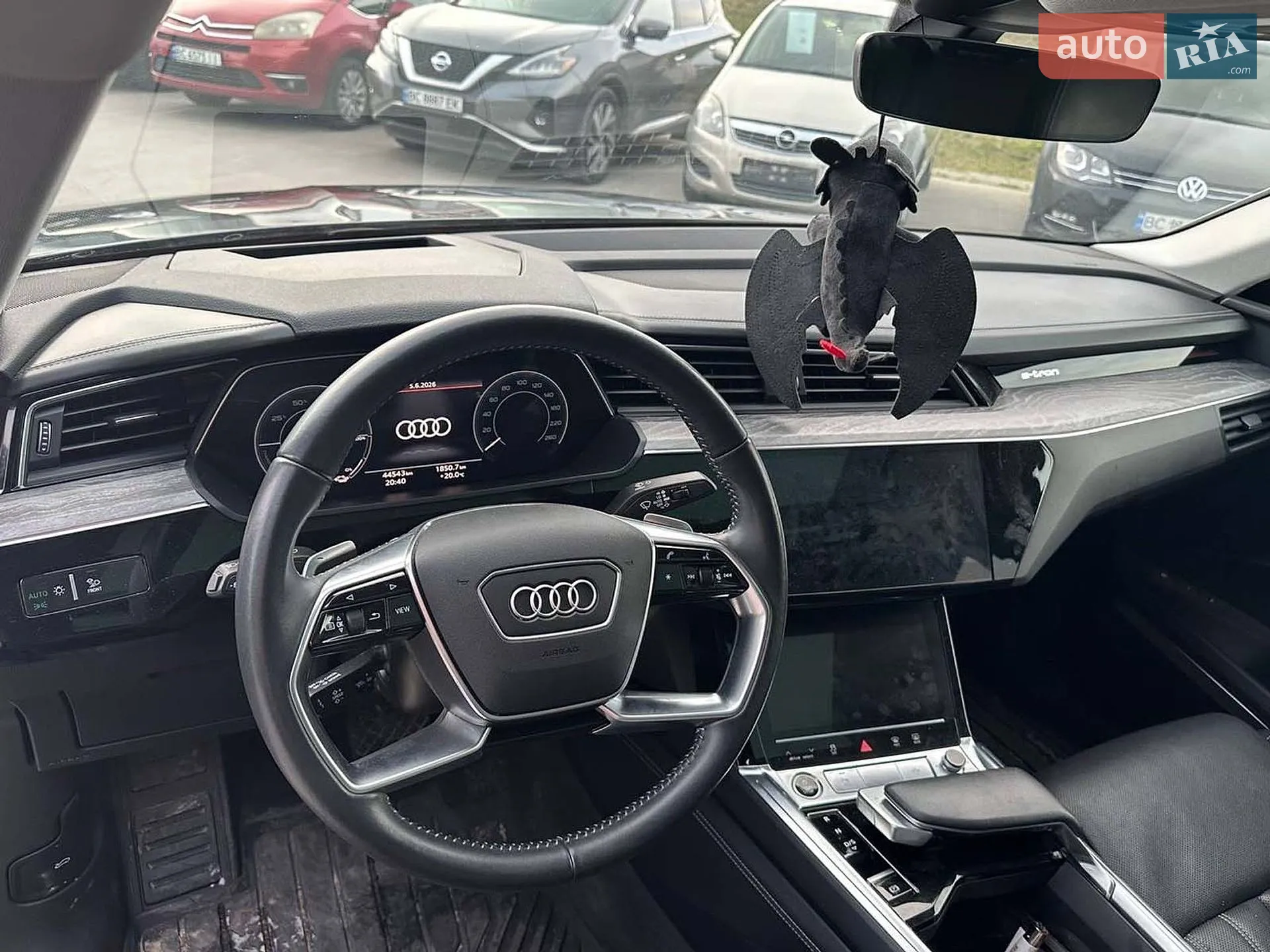 2020 Audi e-tron - мініатюра 15