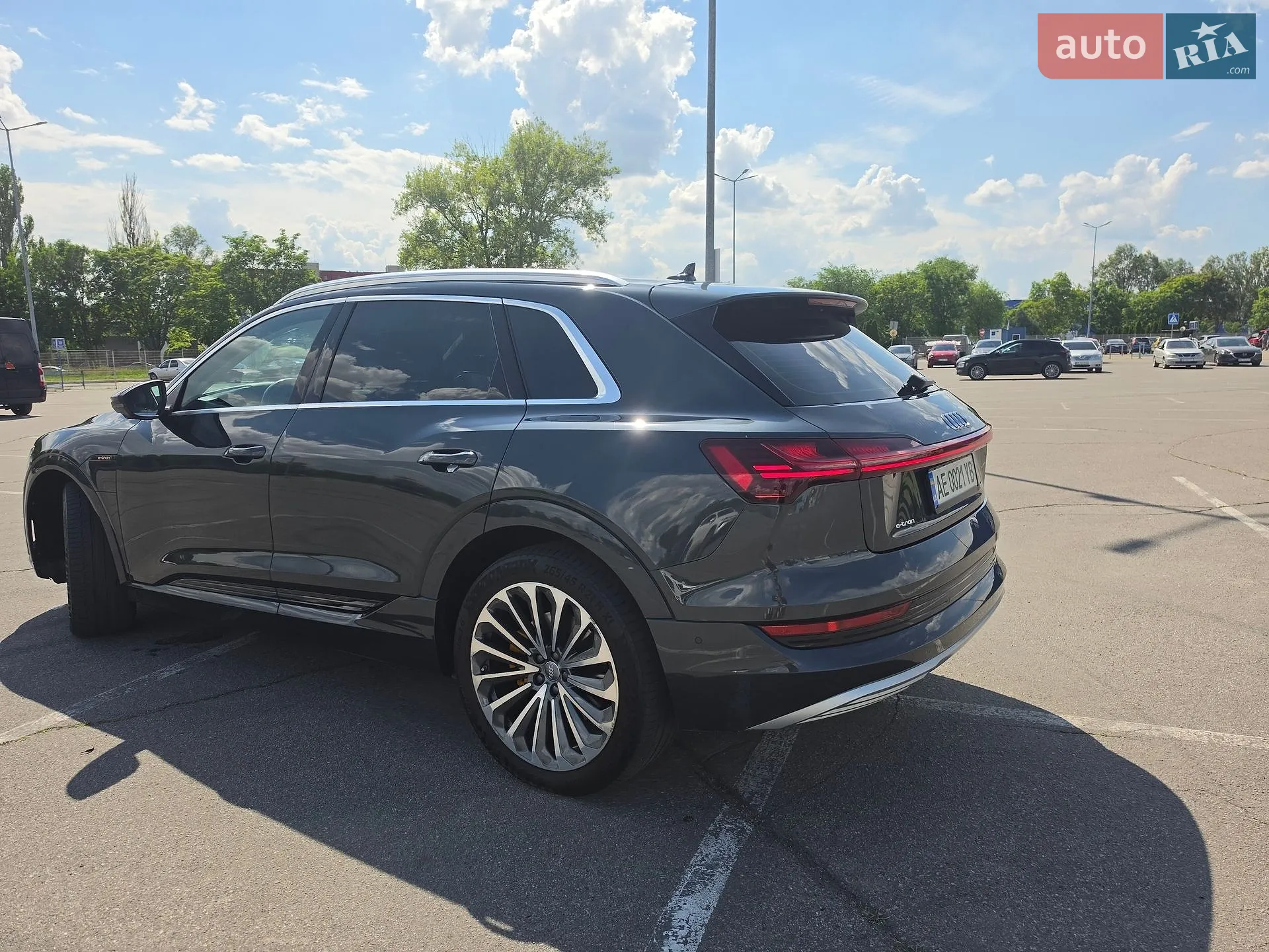 2020 Audi e-tron - мініатюра 13