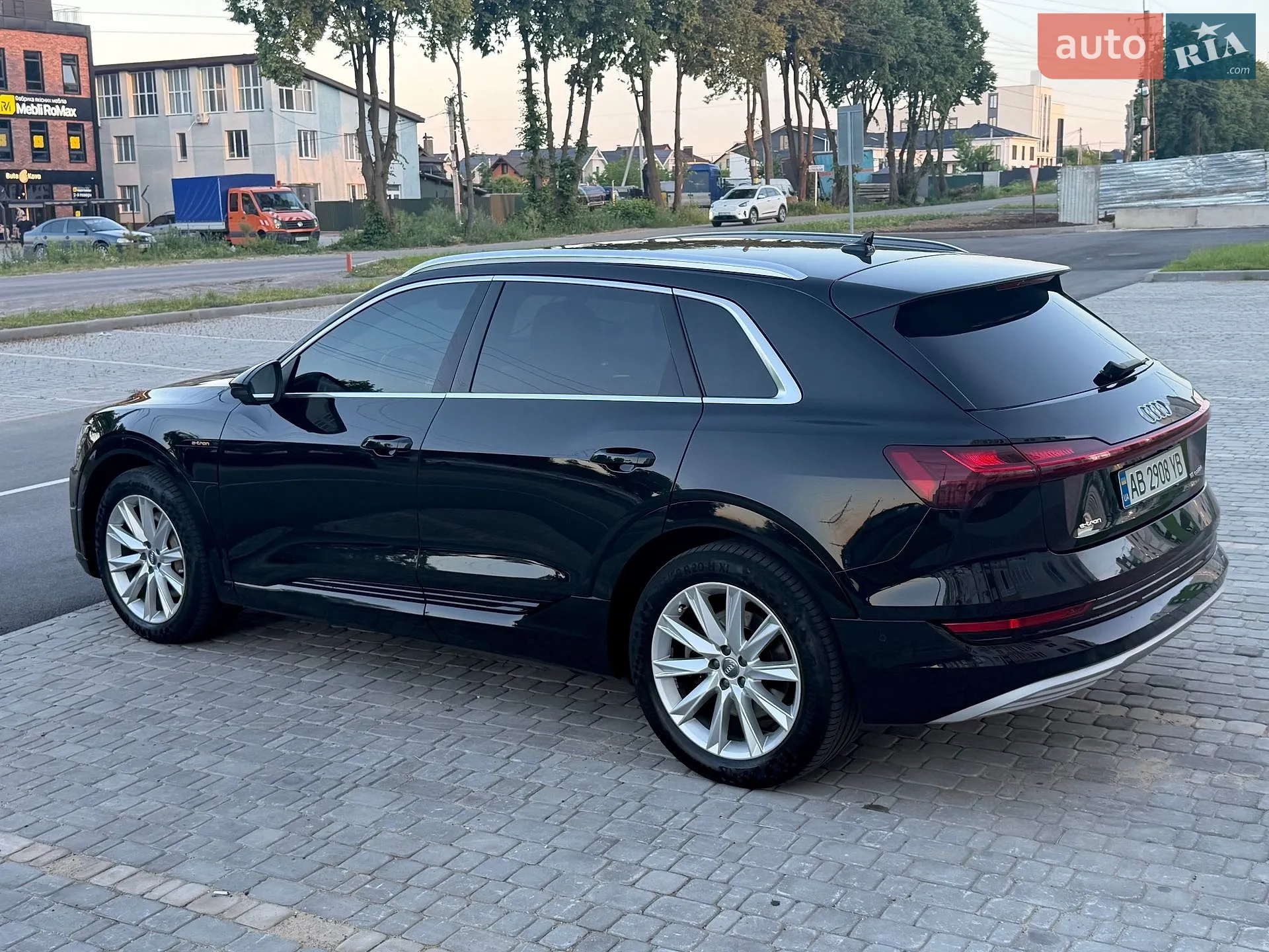 2019 Audi e-tron - мініатюра 17