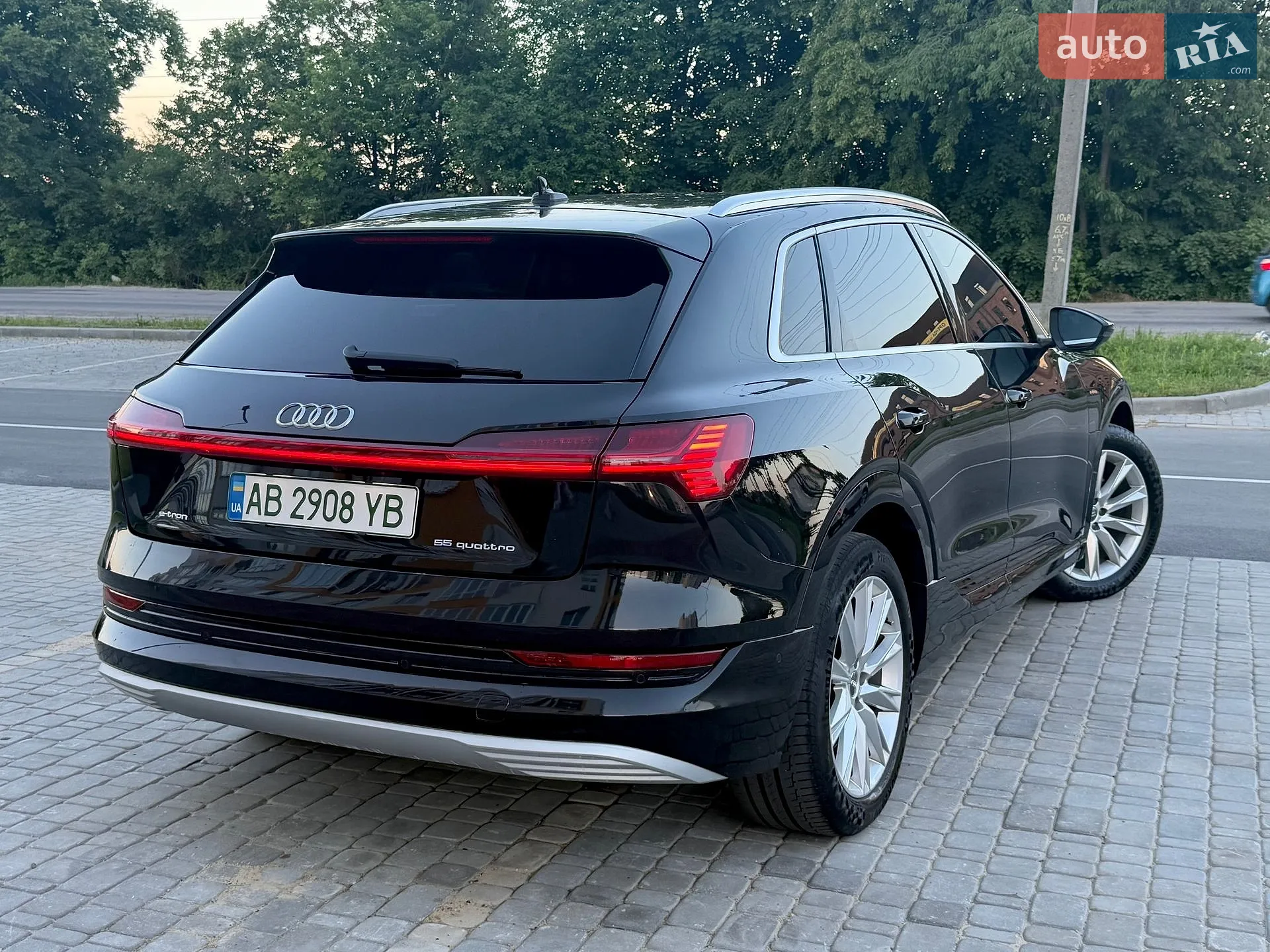 2019 Audi e-tron - мініатюра 27