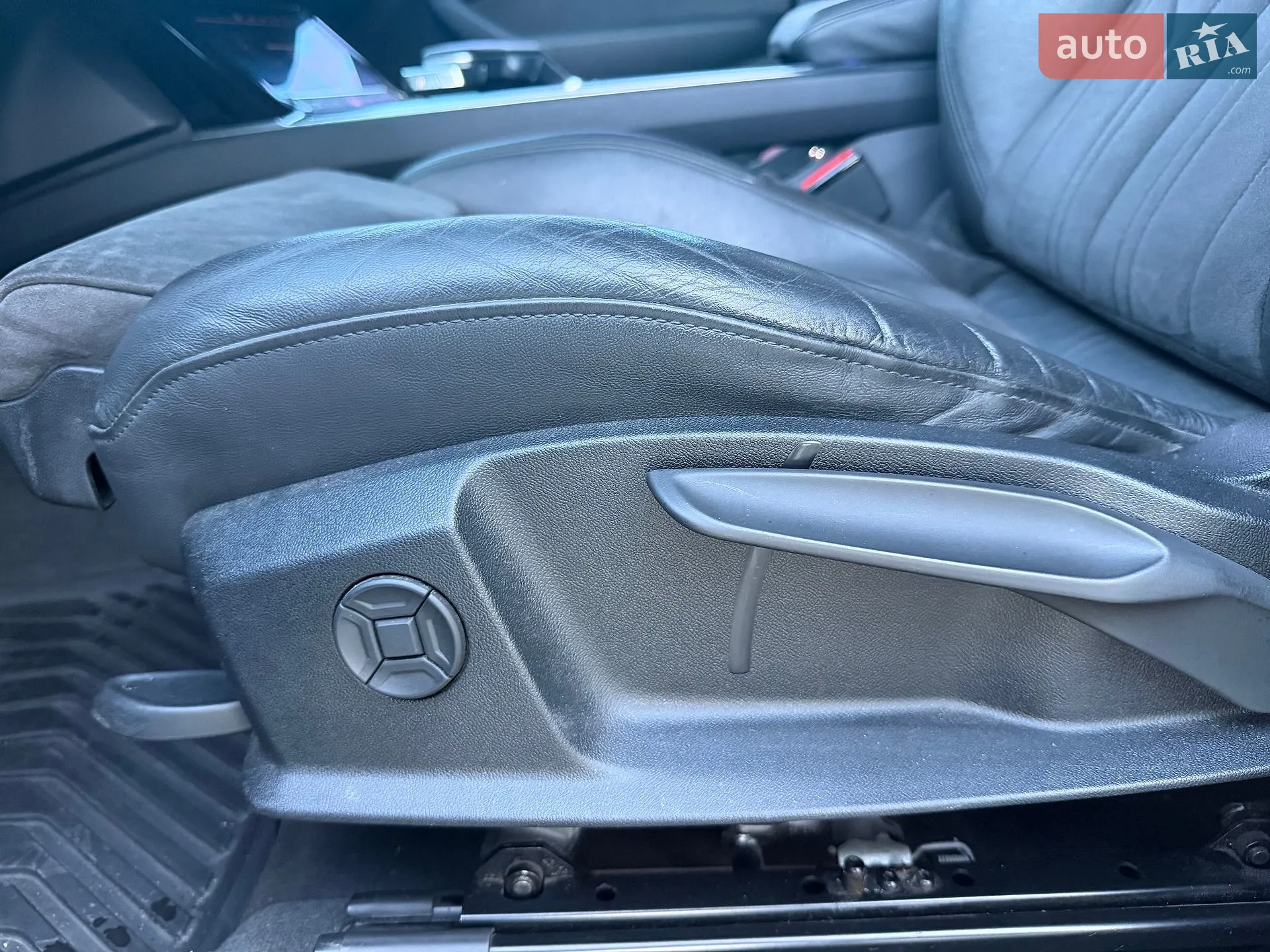2019 Audi e-tron - мініатюра 46