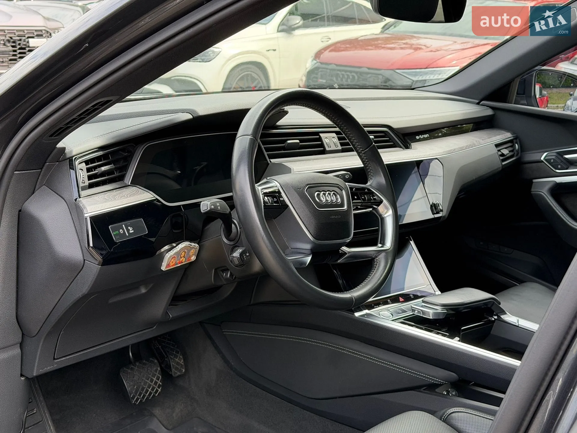2019 Audi e-tron - мініатюра 9